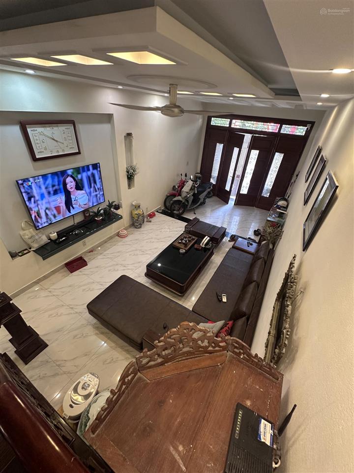 Cần bán gấp  nhà đẹp phương lưu  3 tầng độc lập 60m2  ngõ ô tô  giá 4,79 tỷ