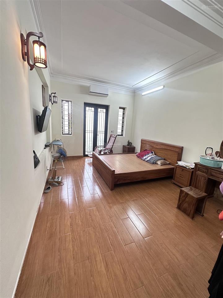 Cần bán gấp  nhà đẹp phương lưu  3 tầng độc lập 60m2  ngõ ô tô  giá 4,79 tỷ