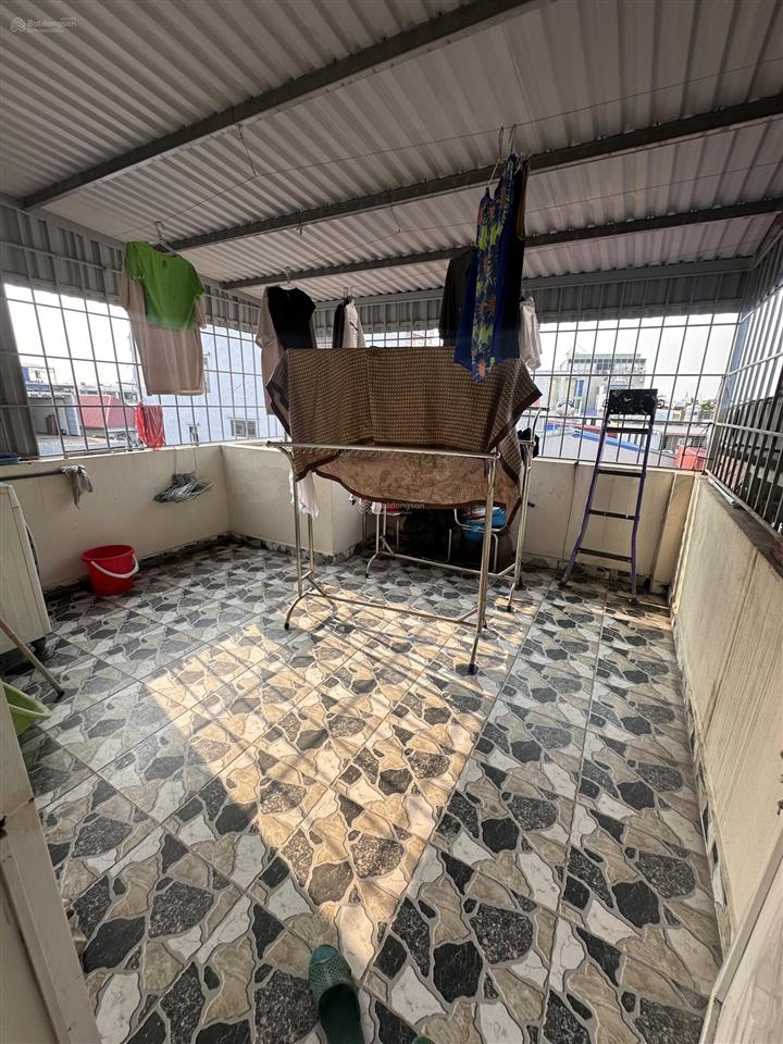 Cần bán gấp  nhà đẹp phương lưu  3 tầng độc lập 60m2  ngõ ô tô  giá 4,79 tỷ