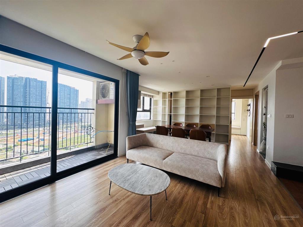 Cần tìm người cho thuê giữ gìn như nhà của mình căn góc tây hồ riverview