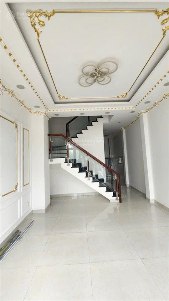 Nhà mới đẹp full nội thất có thang máy gần lê văn khương
* dt4 x 19m