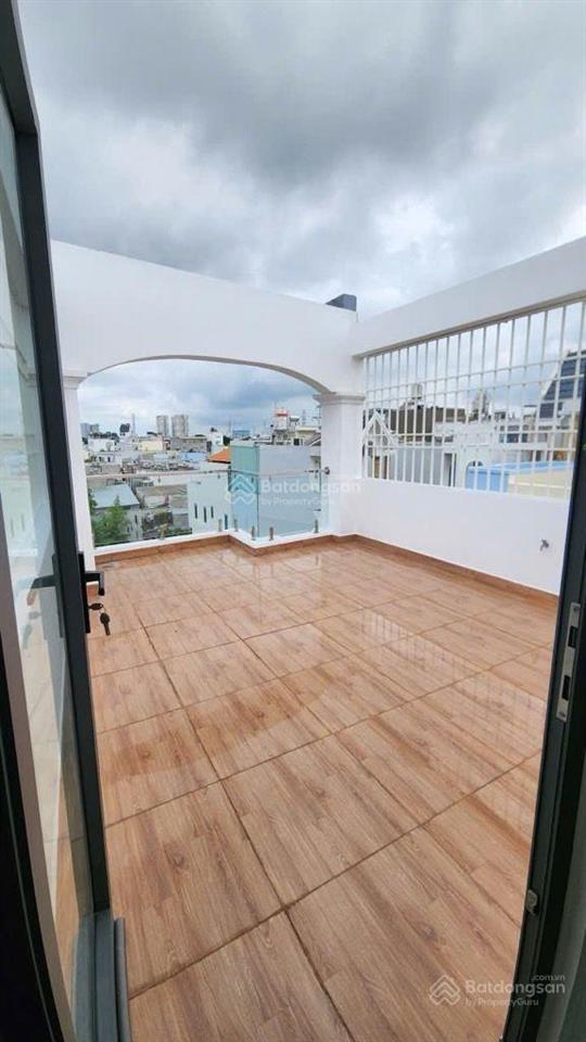 Nhà mới đẹp full nội thất có thang máy gần lê văn khương
* dt4 x 19m