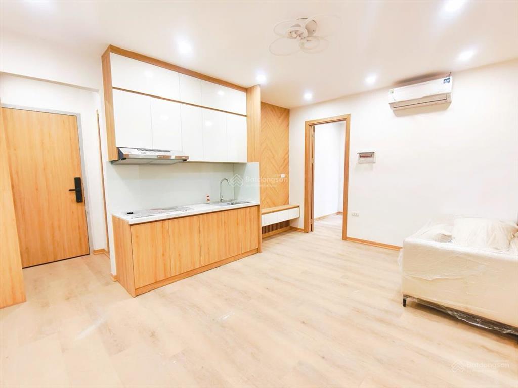 Chính chủ cho thuê tập thể giải phóng, hoàng mai, ngã tư vọng, full nội thất, 75m, 3 ngủ 2vs, 9.5tr