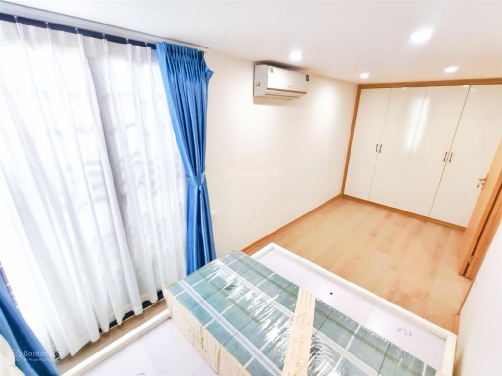 Chính chủ cho thuê tập thể giải phóng, hoàng mai, ngã tư vọng, full nội thất, 75m, 3 ngủ 2vs, 9.5tr