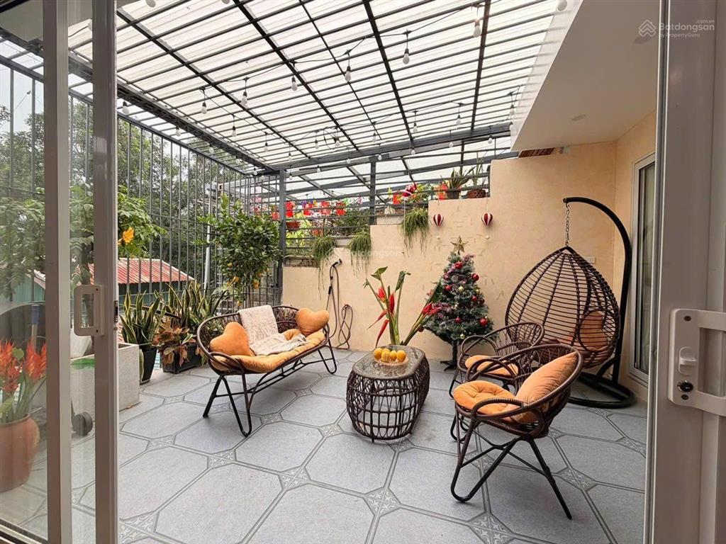 Bán tập thể thành công ba đình 42/88m2 3 ngủ, 2wc ô tô đỗ chân cầu thang