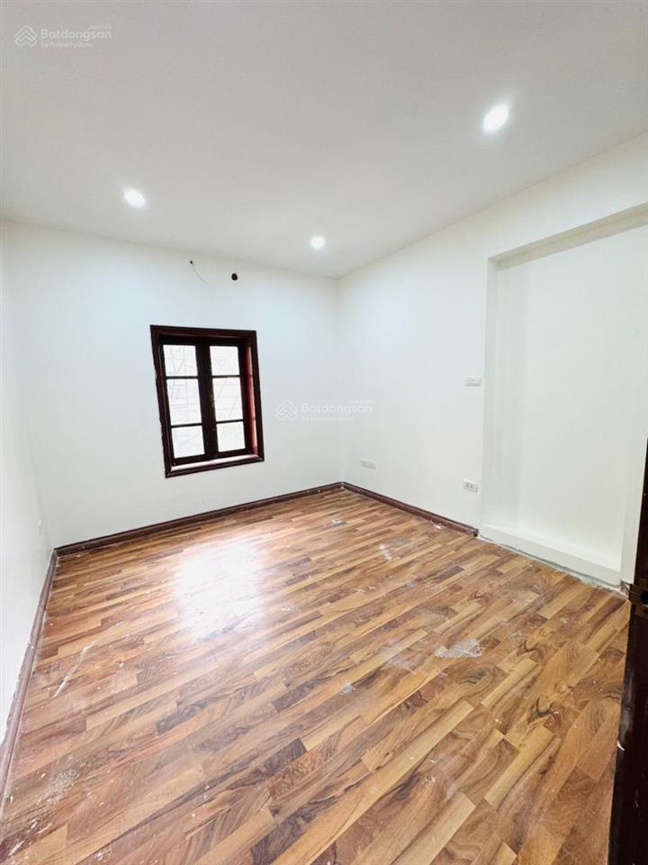 Siêu rẻ! bán tập thể nhỉnh 3 tỷ sổ đỏ 53m/70m 2 ngủ tôn thất tùng, phạm ngọc thạch, đống đa
