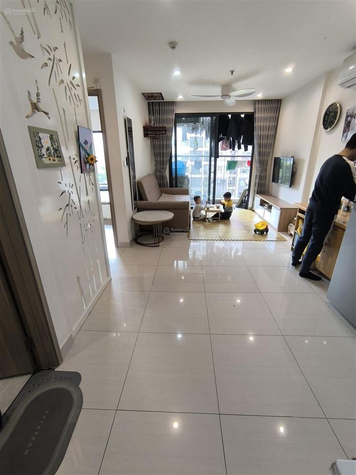 Chính chủ cần bán căn chung cư toà s107 43m2 1n + 1, view nội khu rất mát giá 2ty72