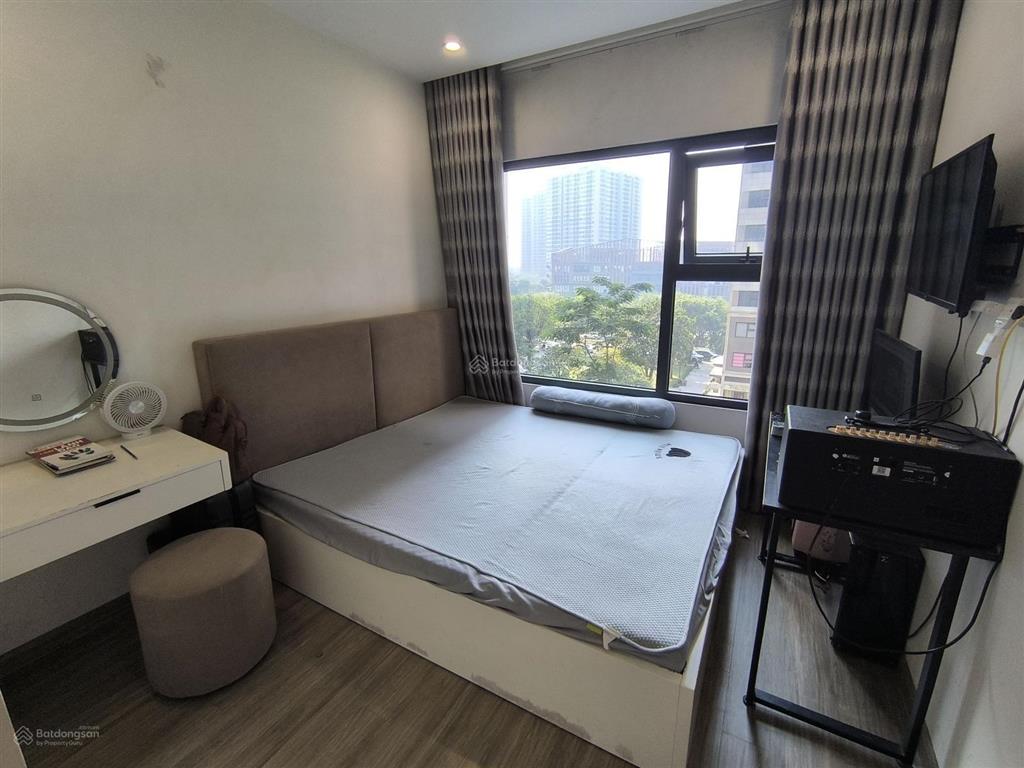 Chính chủ cần bán căn chung cư toà s107 43m2 1n + 1, view nội khu rất mát giá 2ty72