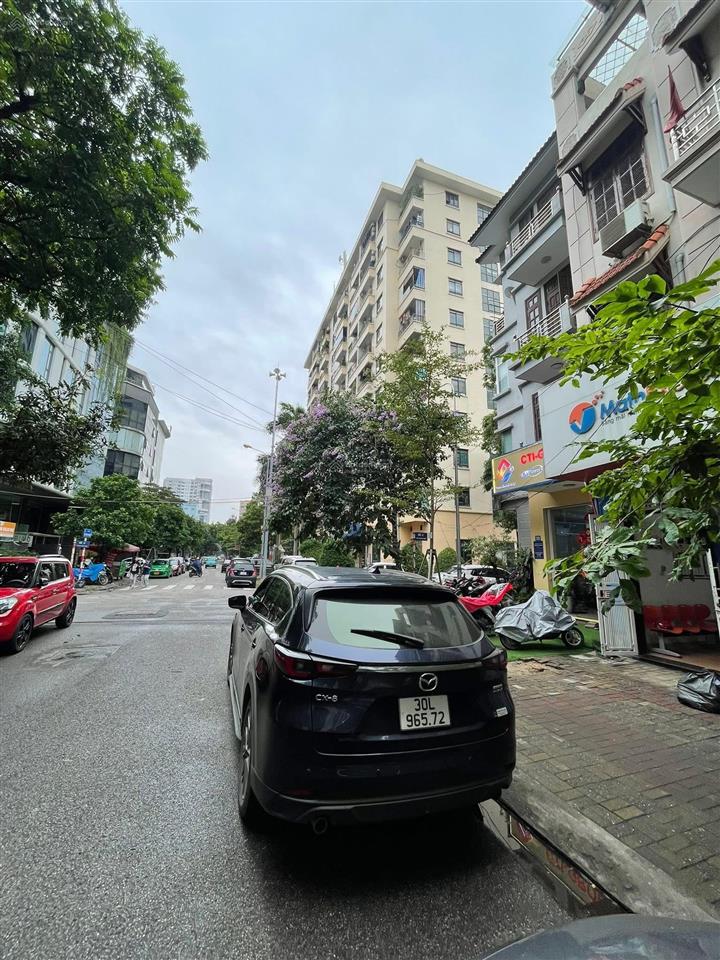 Bán nhà mặt phố lê hữu phước. từ liêm. kinh doanh đỉnh. vỉa hè đá bóng. vị trí siêu đẹp.