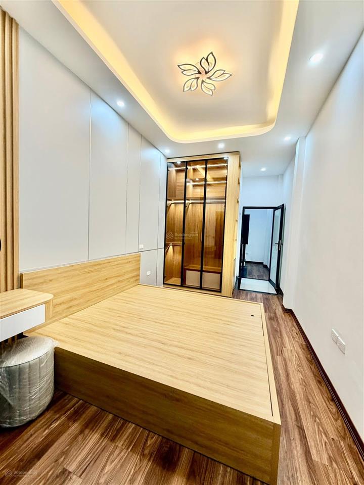 Bán nhà riêng tại khương trung, thanh xuân, ô tô đỗ cổng, thang máy, nói không với quy hoạch