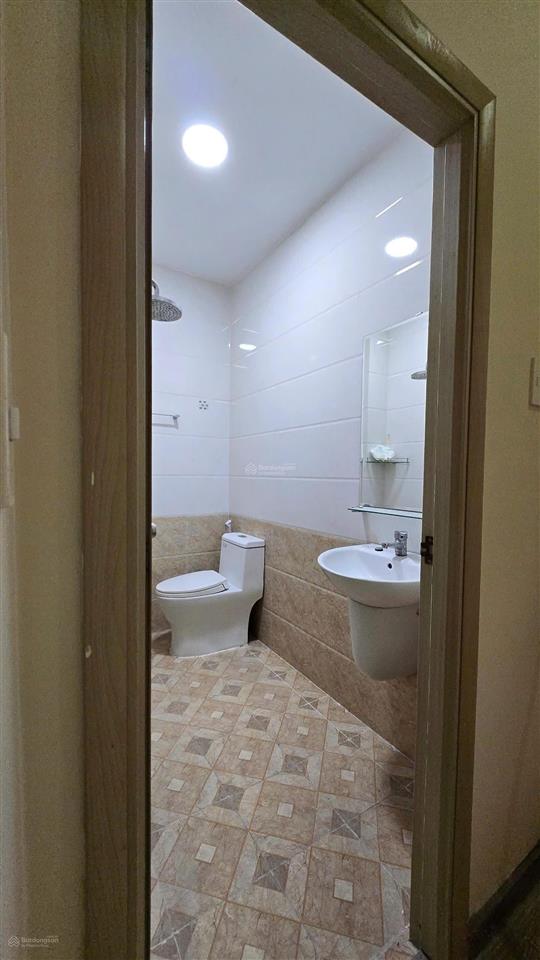 Bán nhà khu sân bay hxh nguyễn văn công, p. 3, dt 4.1*17m, 2 tầng, giá 7 tỷ