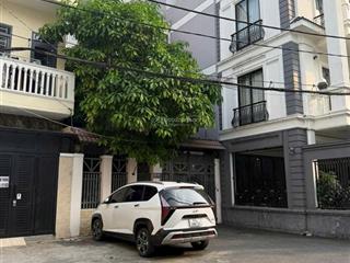 Giảm 2.5 tỷ bán gấp nhà hxh n. văn nghi, gần chợ gò vấp, gv. dt 5.7m x 12.2m. 2 tầng. 8.9 tỷ