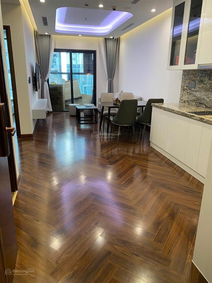 Phòng kinh doanh diamond crown 1,5pn rẻ nhất thị trường chỉ 2,7 tỷ tầng 23 view thoáng