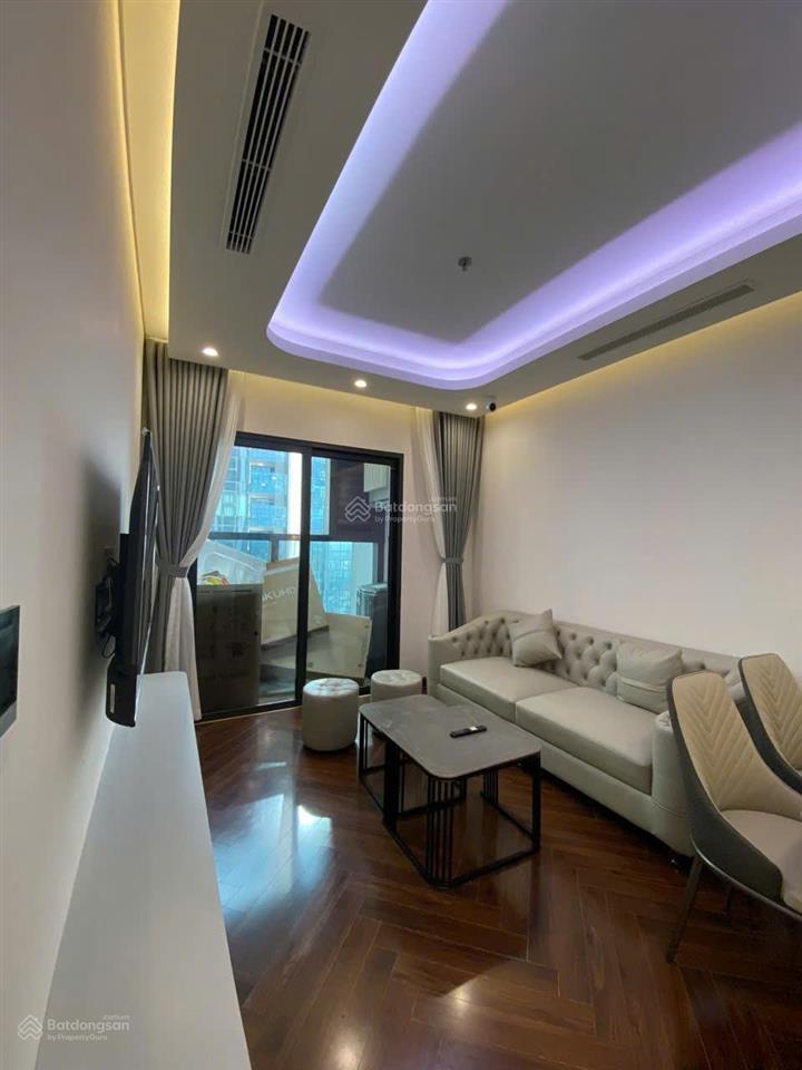 Phòng kinh doanh diamond crown 1,5pn rẻ nhất thị trường chỉ 2,7 tỷ tầng 23 view thoáng