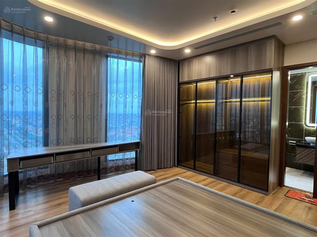 Phòng kinh doanh diamond crown 2n+1 ~94m2 view trung tâm cho thuê vp 2 năm chỉ 5,7x tỷ
