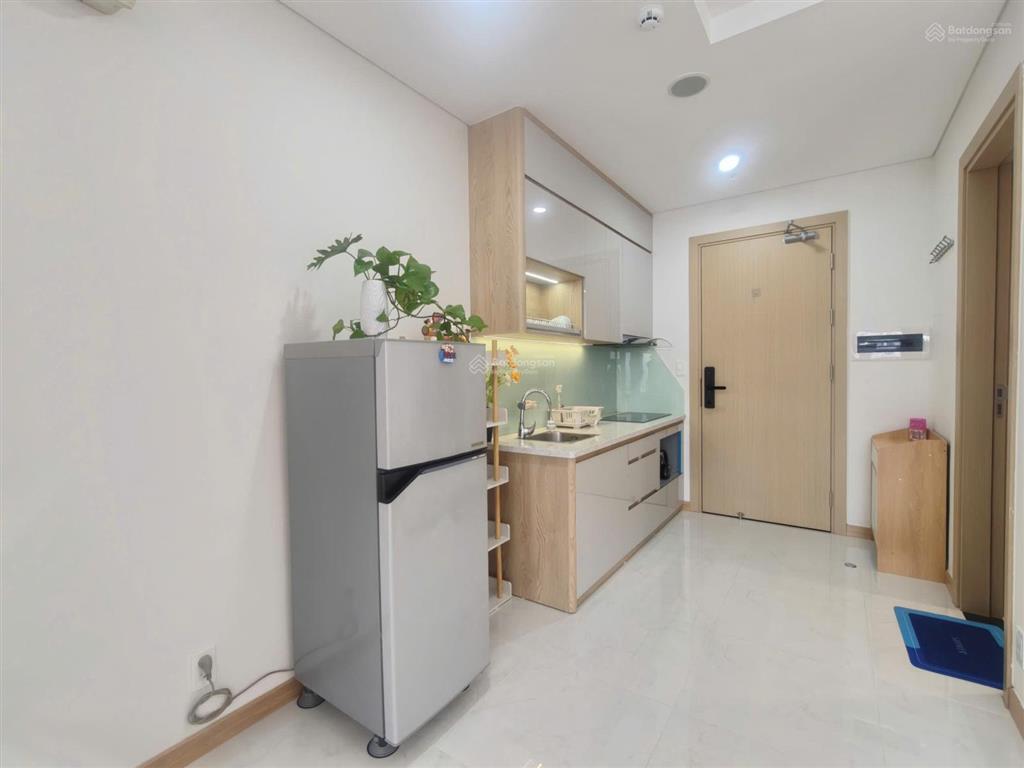 Đội ngũ cho thuê sentosa báo giá căn studio tầng cao full đồ 8,5 triệu/tháng (bao phí)