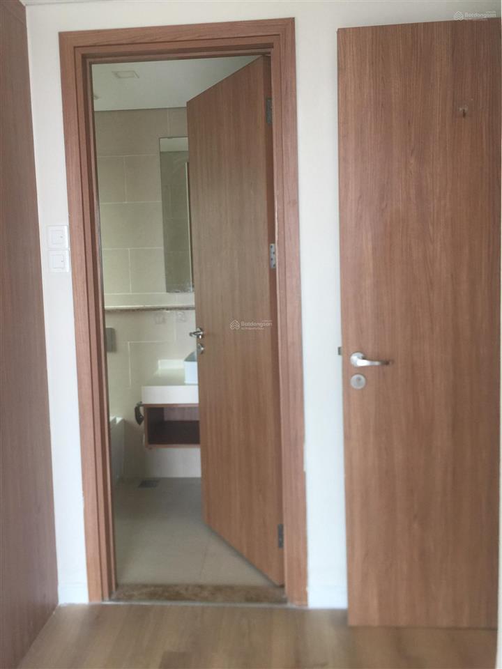 Bán căn hộ rivera park sg, 74m2, 2pn, tầng thấp, view ngoài, giá 5,5 tỷ. ll 0933 722 *** kiểm