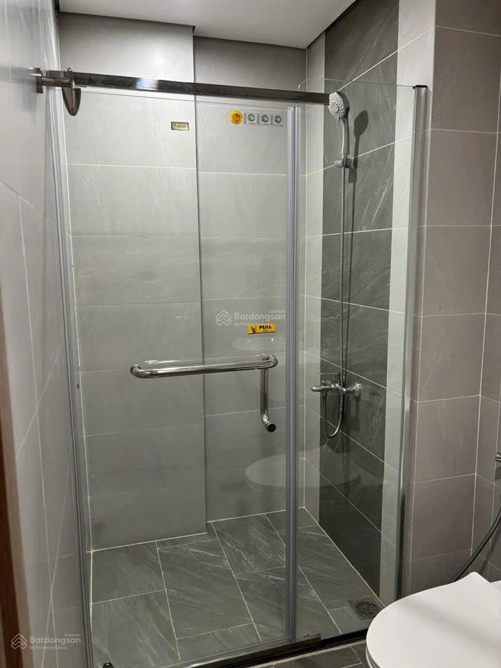 Kẹt bank bán gấp căn góc 2pn+, (70m2) vinhomes q.9 tầng đẹp, view sông full nội thất xịn giá 3,3tỷ