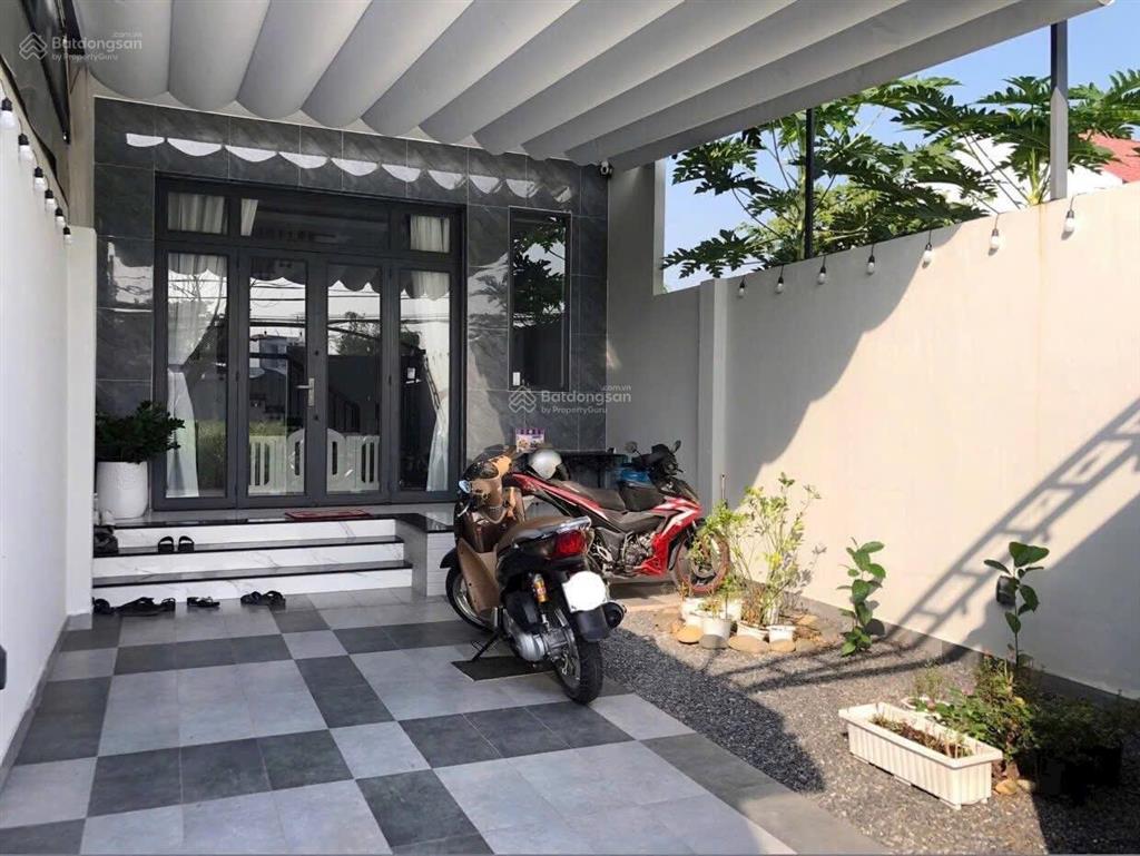 Nhà 2 tầng đẹp btct hẻm nhựa 12m lê văn lương nhà bè  6 tỷ 4