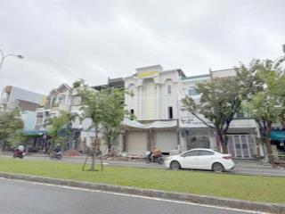 Bán nhà 3 mê mặt tiền trần thánh tông trục thông biển  vị trí vàng cách biển 700m  giá chỉ 13tỷ8