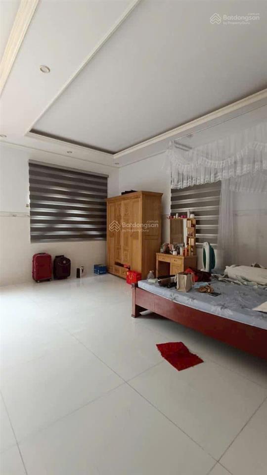 Bán nhà biệt thự hùng vương dt 200m² 1 trệt 3 lầu 6 pn giá 6.5 tỷ