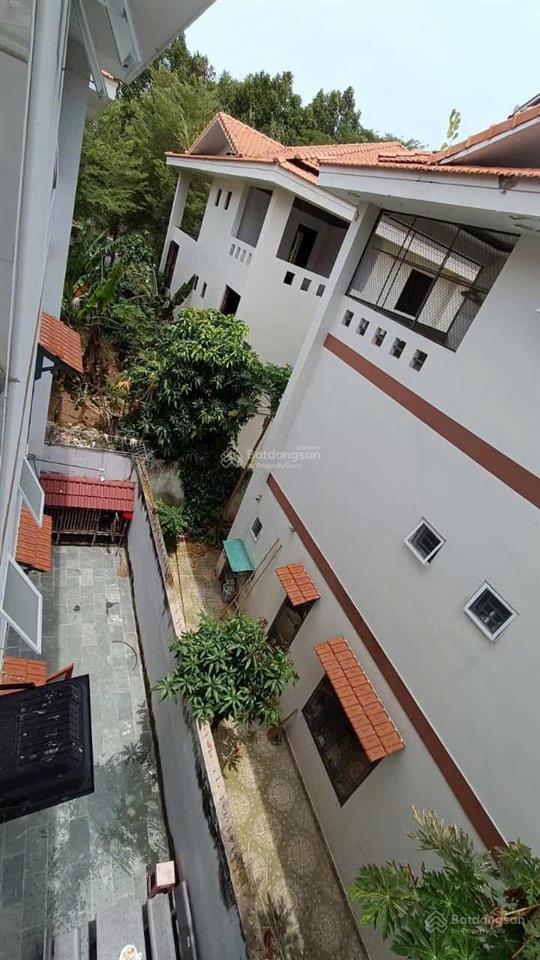 Bán nhà biệt thự hùng vương dt 200m² 1 trệt 3 lầu 6 pn giá 6.5 tỷ