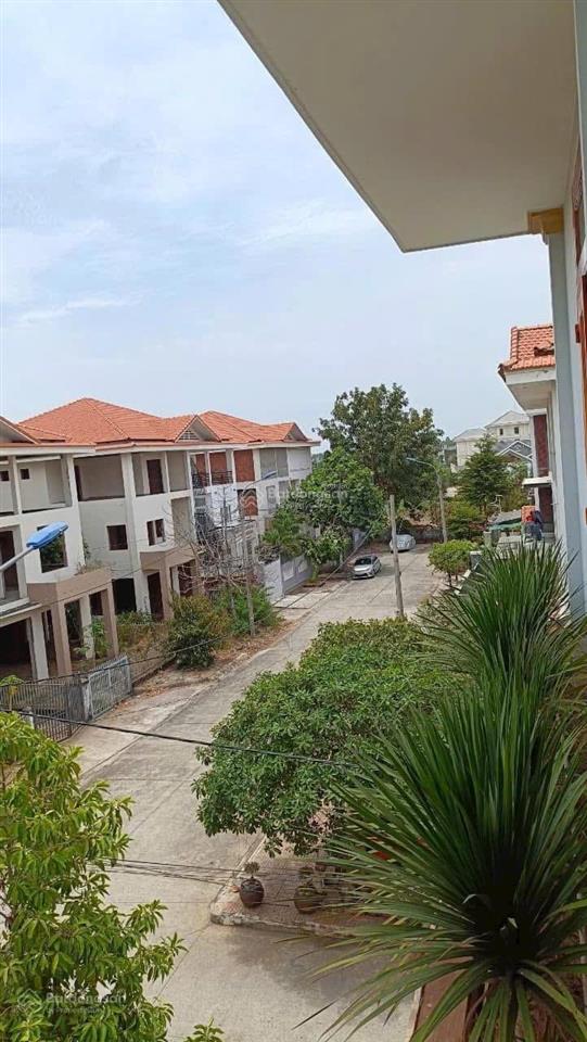 Bán nhà biệt thự hùng vương dt 200m² 1 trệt 3 lầu 6 pn giá 6.5 tỷ