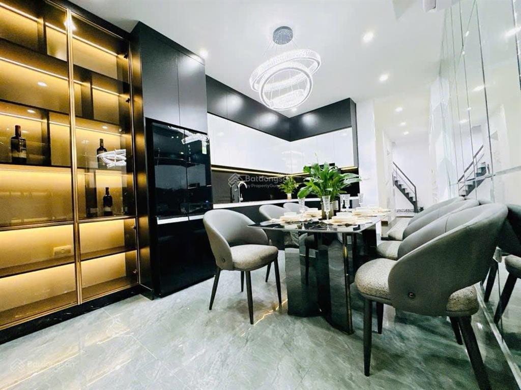 1 căn duy nhất tại trần duy hưng, 44m2 x 6 tầng, nhà đẹp thang máy mà giá chỉ nhỉnh 15 tỷ