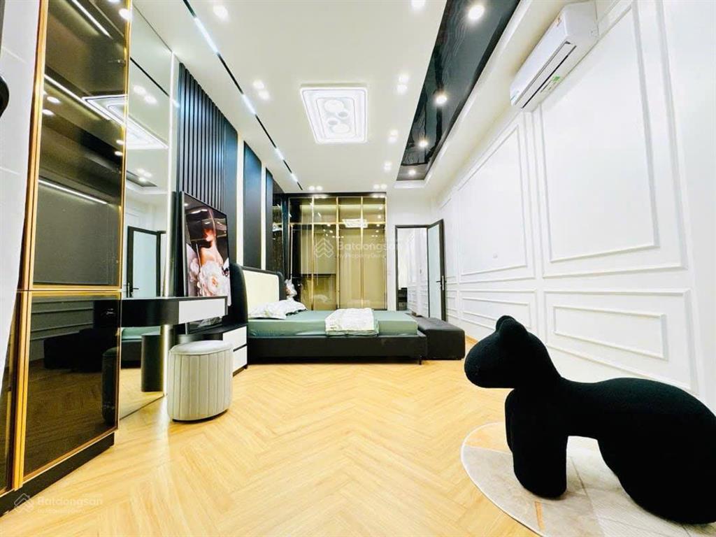 1 căn duy nhất tại trần duy hưng, 44m2 x 6 tầng, nhà đẹp thang máy mà giá chỉ nhỉnh 15 tỷ
