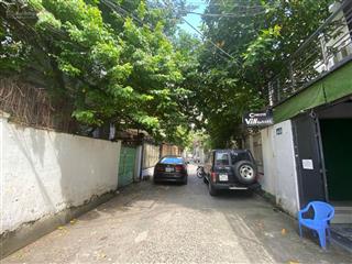 Bán nhà hxh yên thế  khu sân bay, dt 13x13m, 2 tầng, giá bán 22 tỷ thương lượng.