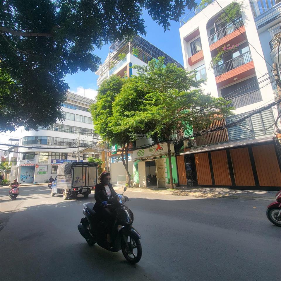 Diện tích 174m2  bán nhà mặt ngay cộng hòa thương hiệu  giá chỉ 28.5 tỷ tl