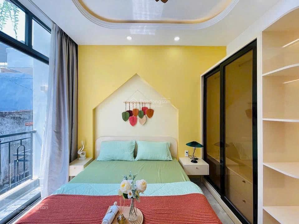 Chỉ nhỉnh hơn 5 tỷ  nhà ngô thị thu minh, gần chợ phạm văn hai. dt 60m2   0903 632 ***