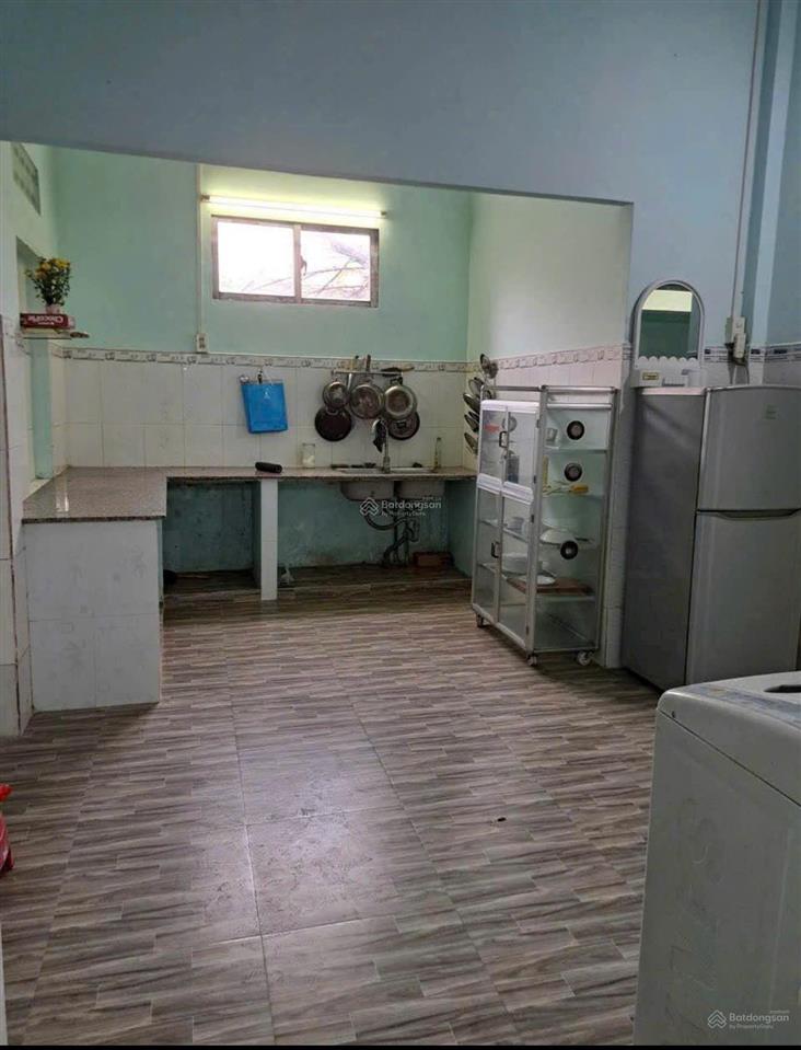Bán nhà rẻ 114m2  ngang(5,2x22m)  2pn  xe hơi thông  nguyễn xiển  bắc nha trang  chỉ 1tỷ820tr