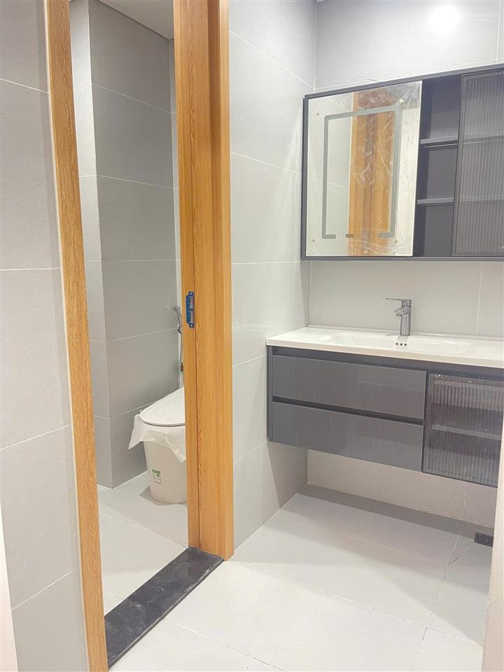 Bán nhà tư đình, gara ô tô 7 chỗ, thang máy, full nội thất, 100.5m2, 5 tầng giá chỉ nhỉnh 17 tỷ