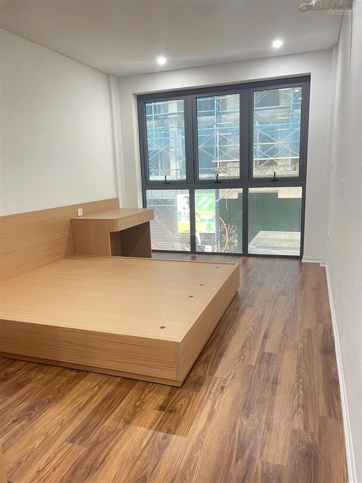 Bán nhà tư đình, gara ô tô 7 chỗ, thang máy, full nội thất, 100.5m2, 5 tầng giá chỉ nhỉnh 17 tỷ