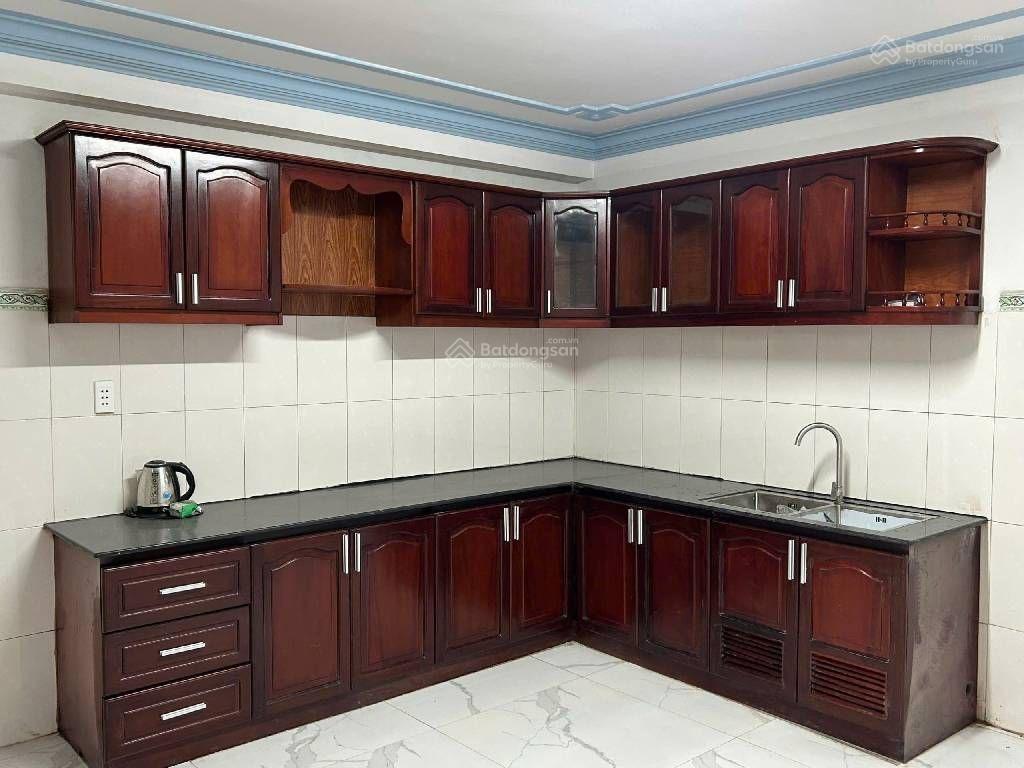 Khu vực ít nhà bán trung mỹ tây 19 ngang 4.5m nhà đẹp 3 tầng hẻm oto đẹp ngay nguyễn ảnh thủ tô ký