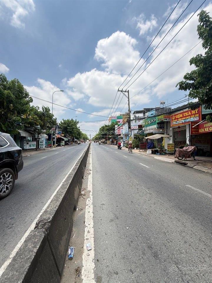 Gấp bánnhà 7 tầng mặt tiền nguyễn thị sócbà điểm6x30m(112m2)từng làm văn phòng công ty