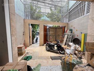 Gấp bánnhà 7 tầng mặt tiền nguyễn thị sócbà điểm6x30m(112m2)từng làm văn phòng công ty