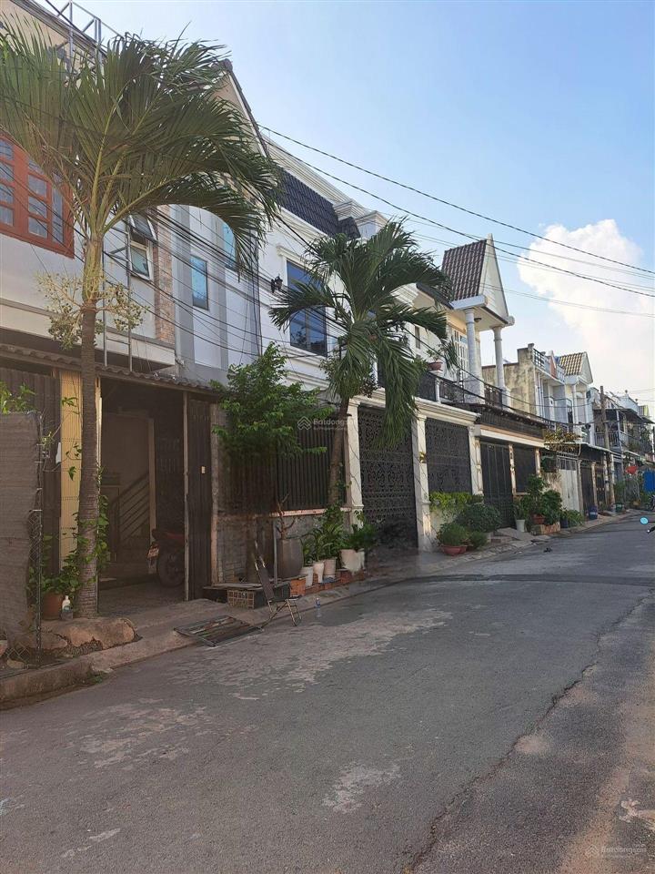 Nhà rẻ 2 tầng, 7x12m vuông vức, vừa ở vừa kinh doanh 8 phòng thu nhập ổn định, gần trần văn mười