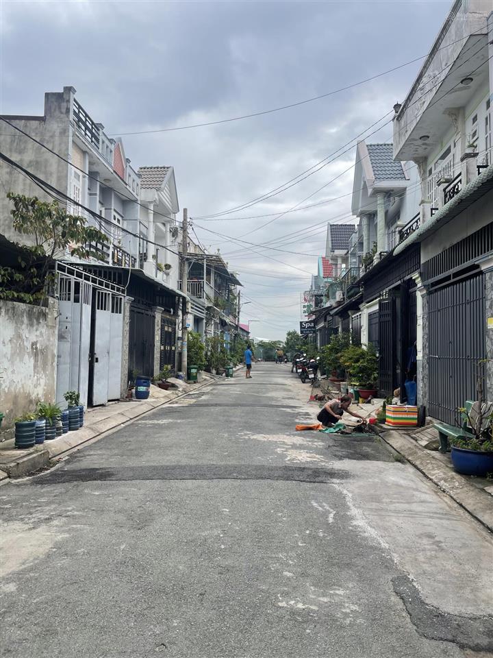 Nhà rẻ 2 tầng, 7x12m vuông vức, vừa ở vừa kinh doanh 8 phòng thu nhập ổn định, gần trần văn mười