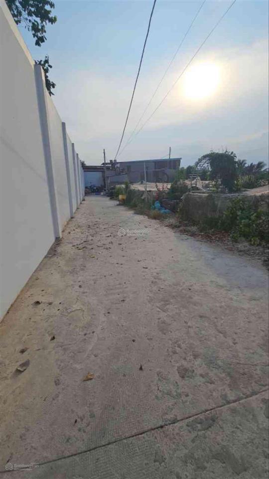 Bán lô đất tân hiệp 18giá rẻchính chủ 4x20m vuông vức! gần lê thị lơsong hành. dân cư đông đúc