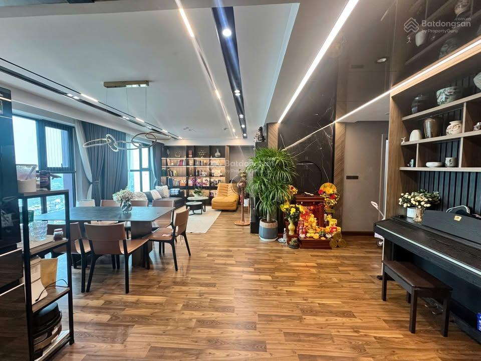 Siêu phẩm căn góc toà s1 goldmark city 160m2, giá cực tốt full nội thất cao cấp