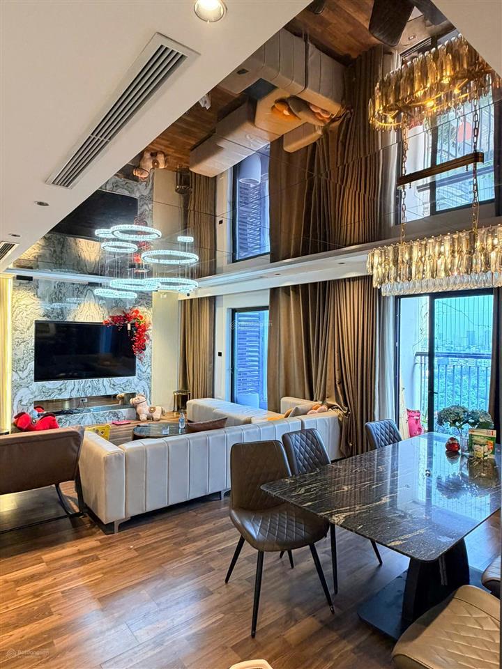 Em bán căn góc 4pn  139m2 / full nội thất / giá chỉ nhỉnh 10 tỷ tại goldmark city