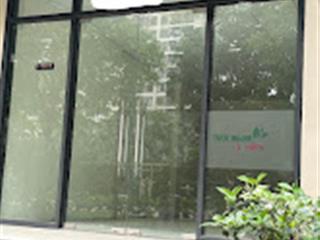 Chính chủ bán shophouse chân đế tòa s1.05 vinhomes smart city vị trí đẹp, kinh doanh tốt