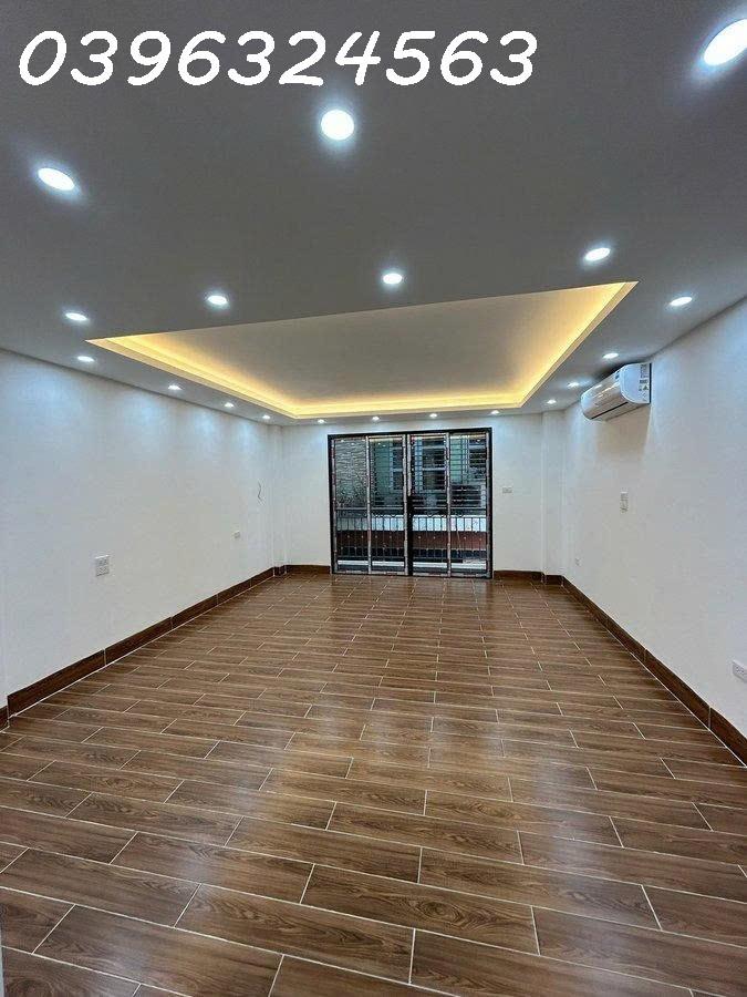 CHÍNH CHỦ GỬI BÁN NHÀ NGUYỄN NGỌC VŨ - CẦU GIẤY, 6 TẦNG THANG MÁY MỚI KÍNH KOONG GẦN PHỐ