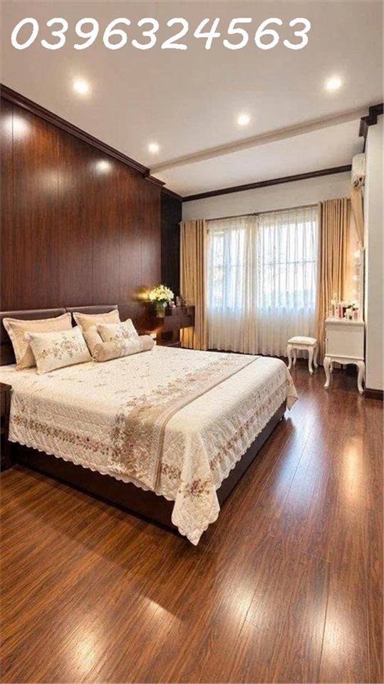 CHÍNH CHỦ GỬI BÁN NHÀ PHỐ HOA BẰNG – CẦU GIẤY 100m 4 TẦNG, MẶT TIỀN 6.2M, Ô TÔ VÀO NHÀ,