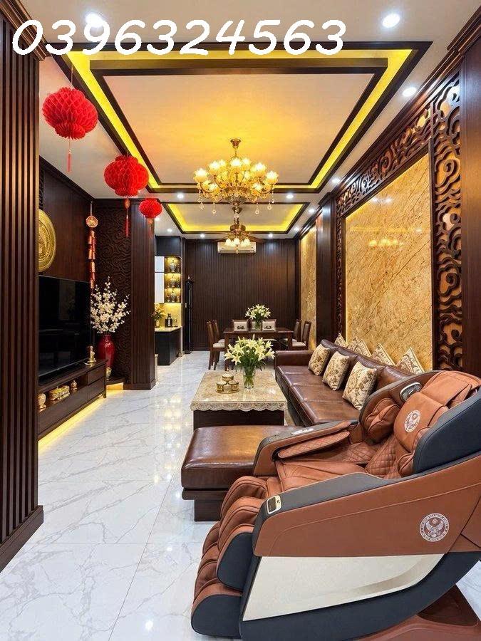 CHÍNH CHỦ GỬI BÁN NHÀ PHỐ HOA BẰNG – CẦU GIẤY 100m 4 TẦNG, MẶT TIỀN 6.2M, Ô TÔ VÀO NHÀ,