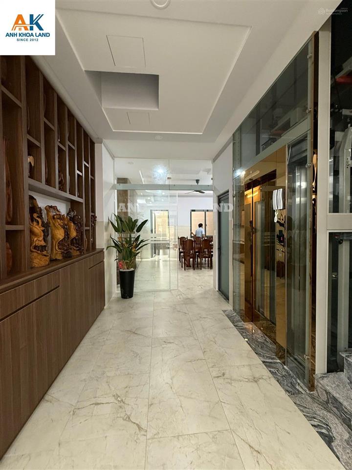 Giảm 1.2tỷ  nhà mới 5 tầng có thang máy  vừa ở vừa khai thác căn hộ dịch vụ  phường thủ đức, hcm