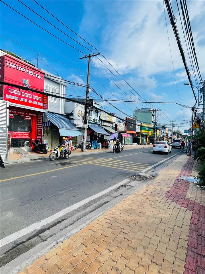 Giảm sốc 12 tỷ còn 8 tỷ  ngay mặt tiền đường kha vạn cân  66m2 nhà 3 tầng  vừa ở và kinh doanh