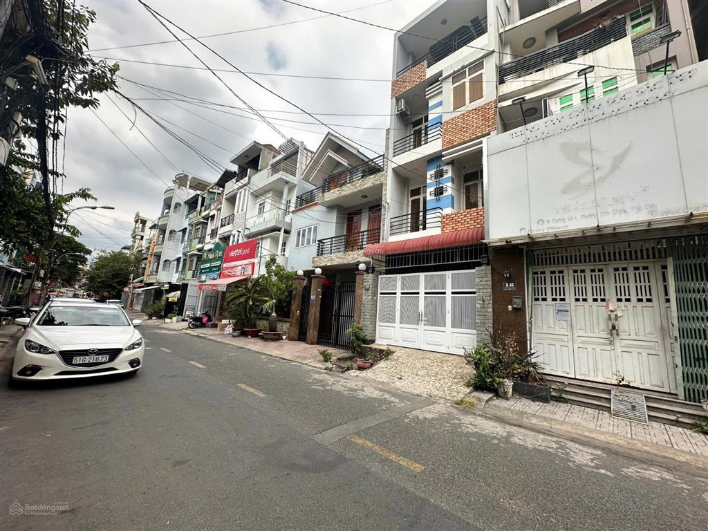 Vị trí đắc địa  bán nhà 4 tầng mặt tiền kinh doanh  ngay khu him lam, phường linh chiểu